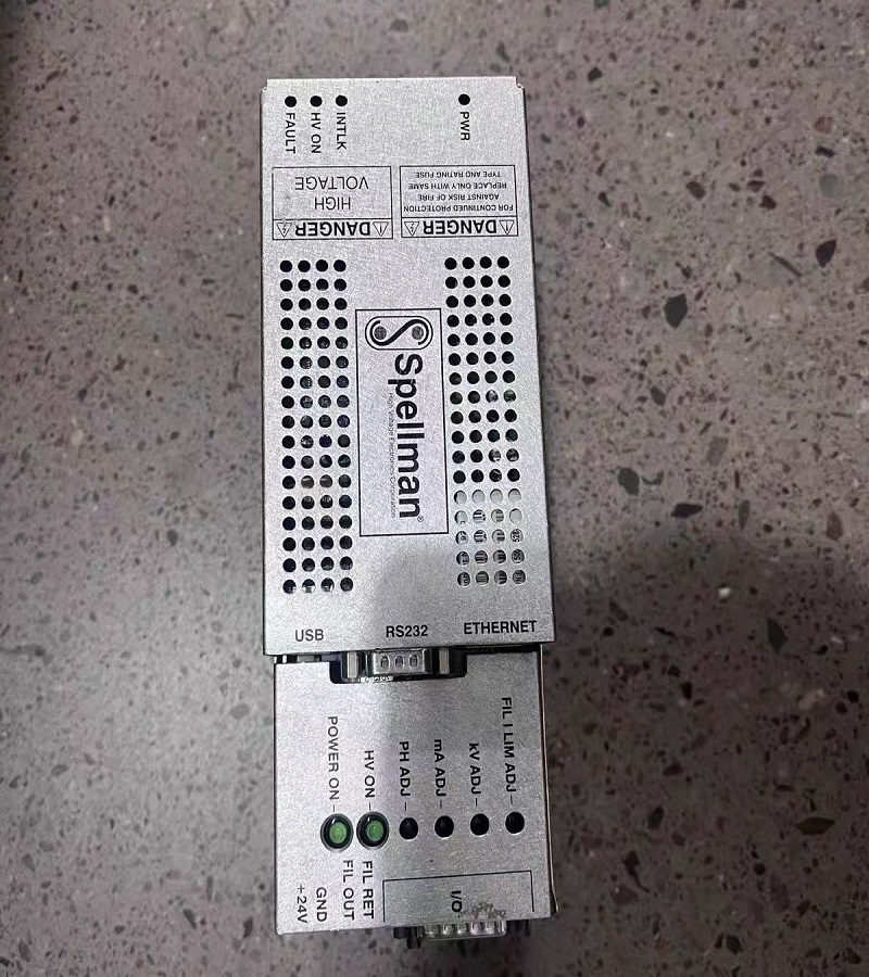 spellman斯派曼高壓電源及安全信息 瞬態(tài)短路電流和常態(tài)短路電流有什么區(qū)別？ 典型高壓電源的輸出部分電容性的，這導(dǎo)致它存儲(chǔ)電力。當(dāng)電源的輸出發(fā)生短路時(shí)，存儲(chǔ)在倍增器電容中的電力即釋放出來(lái)。對(duì)短路電流幅度的唯一限制是與放電電路串聯(lián)的電阻。所有斯派曼電源都有內(nèi)置的輸出限定組件，它們將瞬態(tài)放電電流限制到限定值。瞬態(tài)短路電流由輸出電壓設(shè)定值除以與放電路徑串聯(lián)的電阻來(lái)確定。放電事件存在的時(shí)間量（及其衰減率）由電容量和放電電路中的電阻決定。 當(dāng)電源的輸出發(fā)生短路時(shí)，會(huì)出現(xiàn)瞬態(tài)短路電流。 一旦輸出電容被放電，附加輸出電流只能來(lái)自電源自身的電力生成電路。為了防止這種情況發(fā)生，電源將會(huì)感應(yīng)到因這種短路條件發(fā)生的輸出電流上升，并將自動(dòng)切換到電流模式來(lái)將輸出電流調(diào)節(jié)到設(shè)定的當(dāng)前值。 概括來(lái)說(shuō)，瞬態(tài)短路電流是電源的電容放電時(shí)的電流脈沖，而常態(tài)短路電流是由電源的電流模式設(shè)置和控制的電流水平。